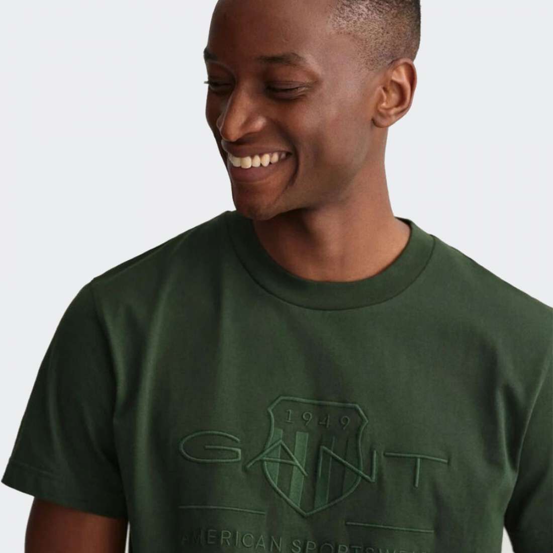 TSHIRT GANT REG SHIELD 374