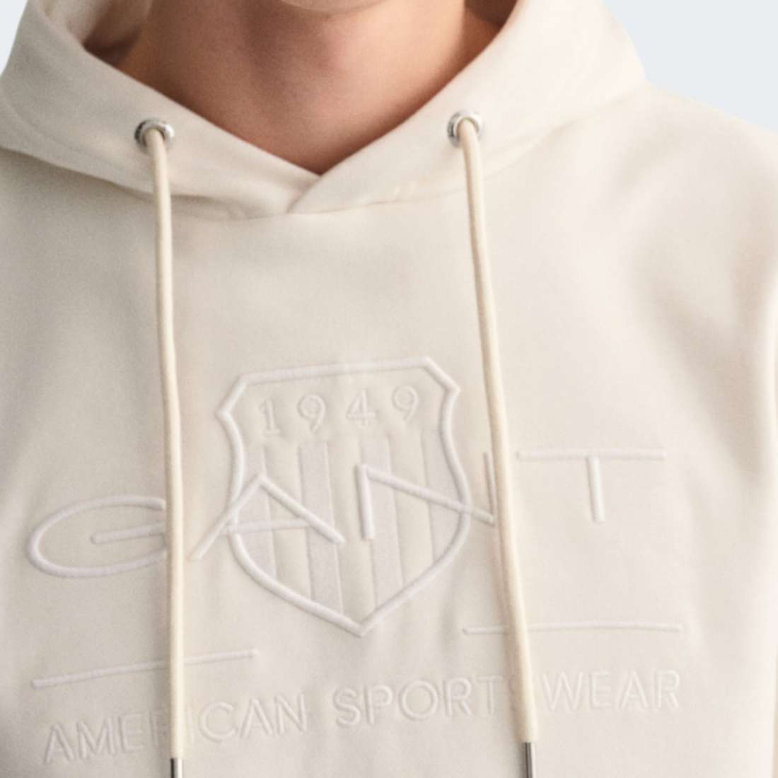 HOODIE GANT EMBOSSED CREAM