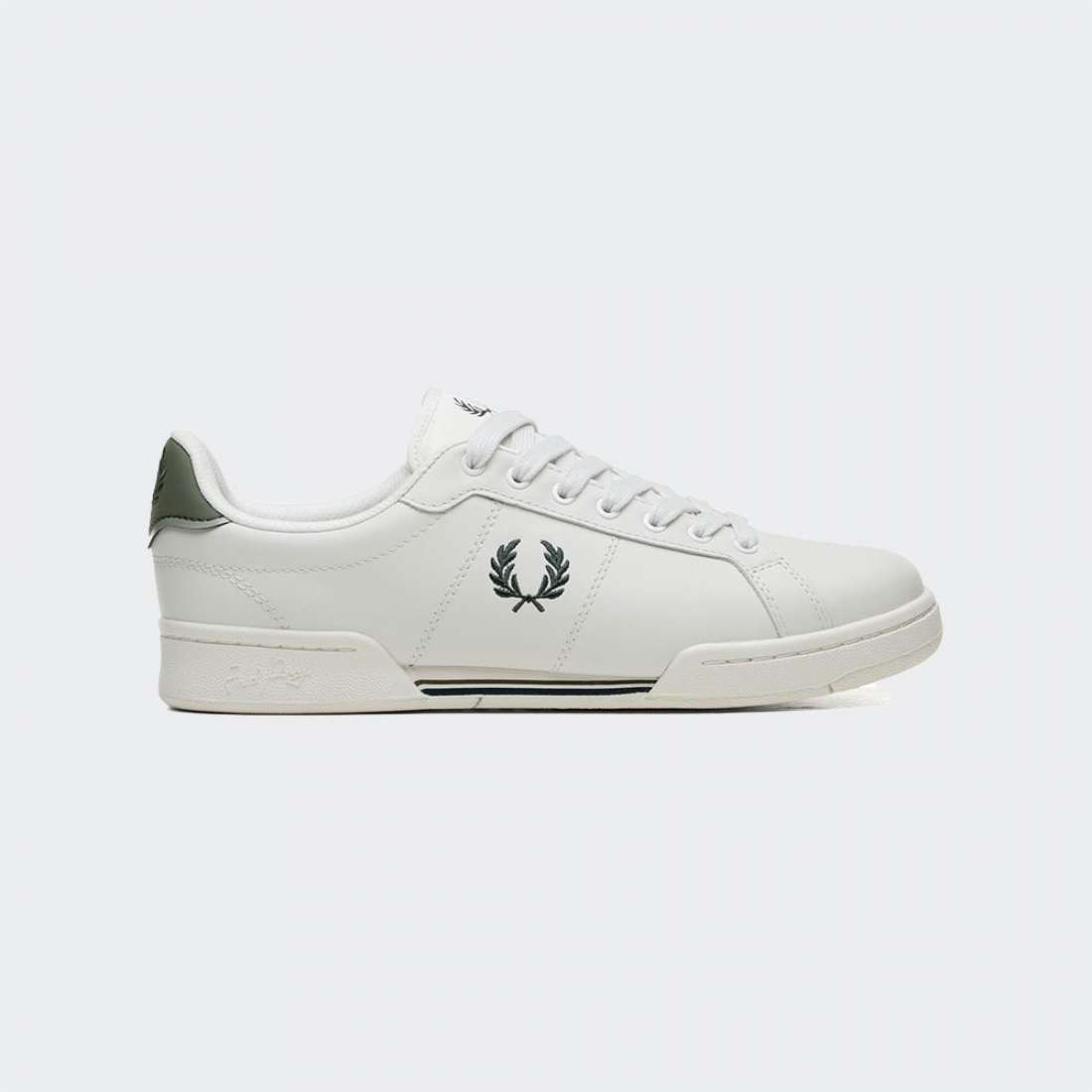 FRED PERRY B722-W22