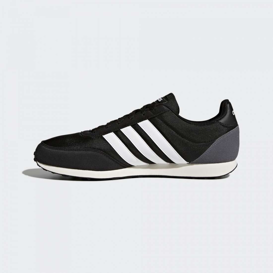 ADIDAS V RACER 2.0 CORE BLACK / CLOUD WHITE / GREY