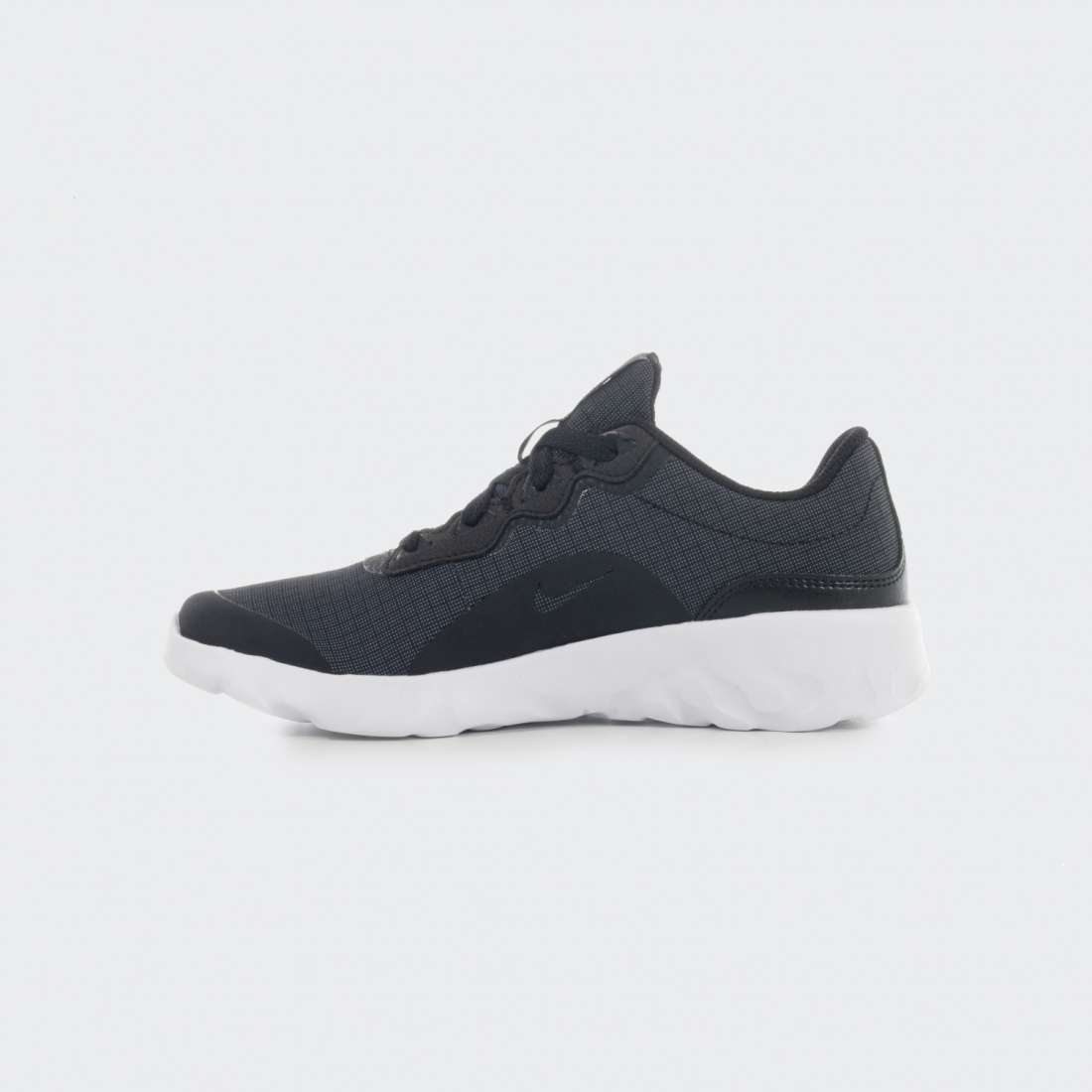 NIKE EXPLORE STRADA GS BLACK/WHITE