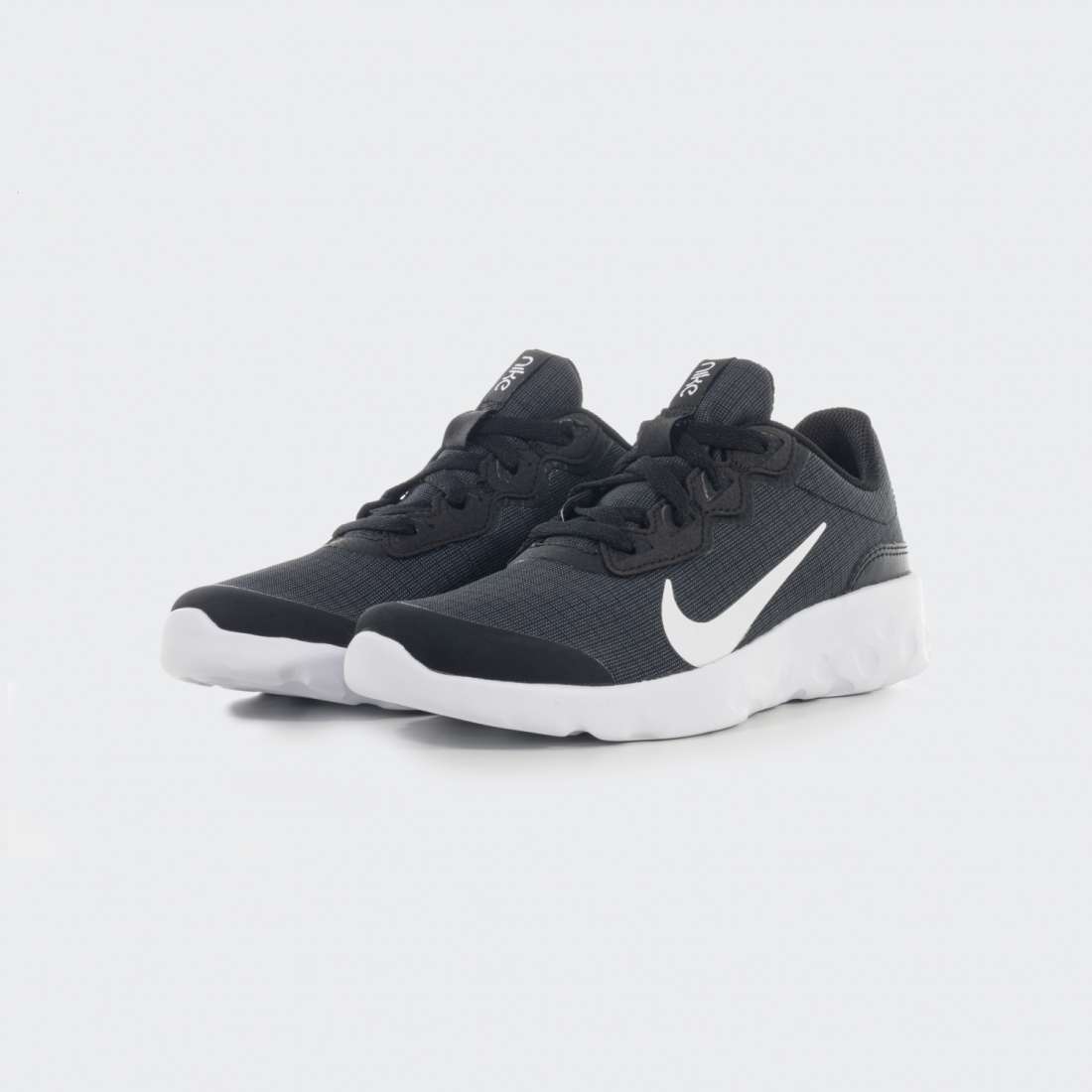 NIKE EXPLORE STRADA GS BLACK/WHITE