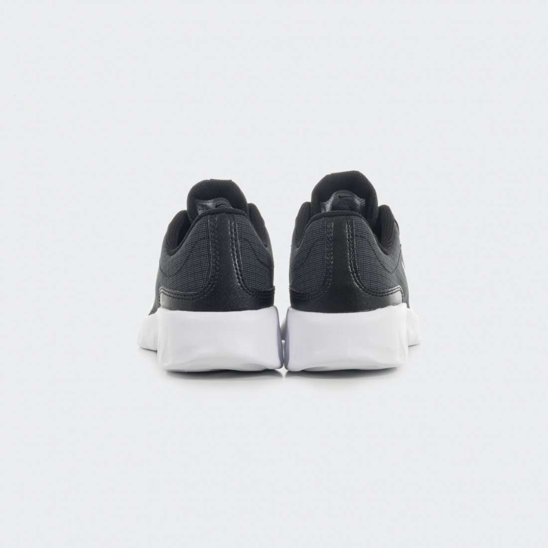 NIKE EXPLORE STRADA GS BLACK/WHITE