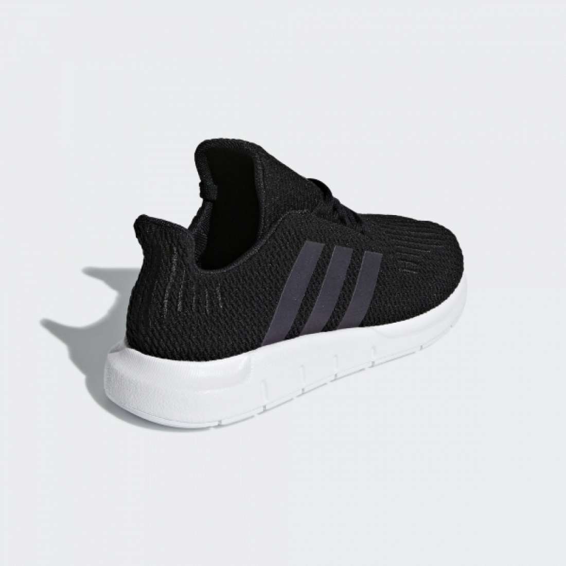 ADIDAS SWIFT RUN C BLACK