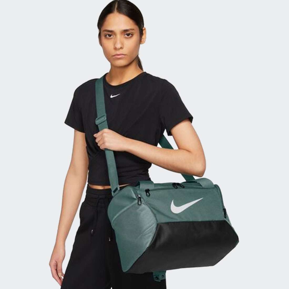 SACO NIKE BRASILIA 9.5 TRAINING DUFFEL GREEN