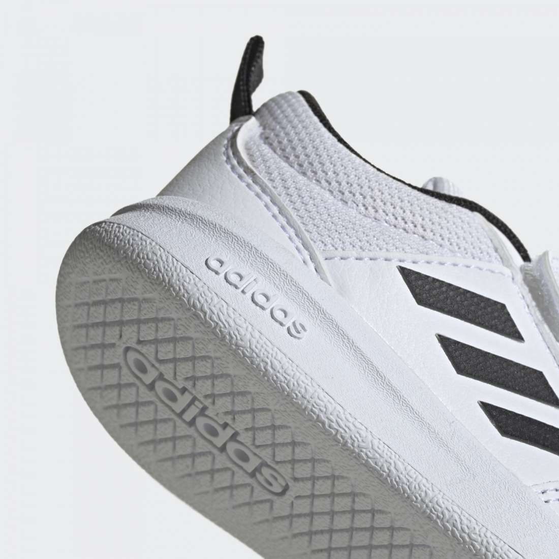 ADIDAS TENSAUR CMF I CLOUD WHITE / CORE BLACK / CLOUD WHITE