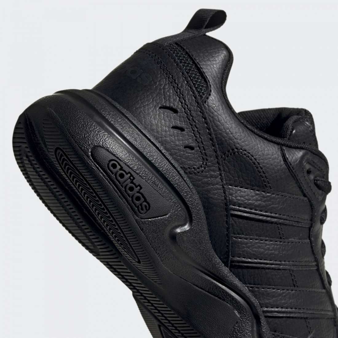 ADIDAS STRUTTER CORE BLACK / GREY SIX