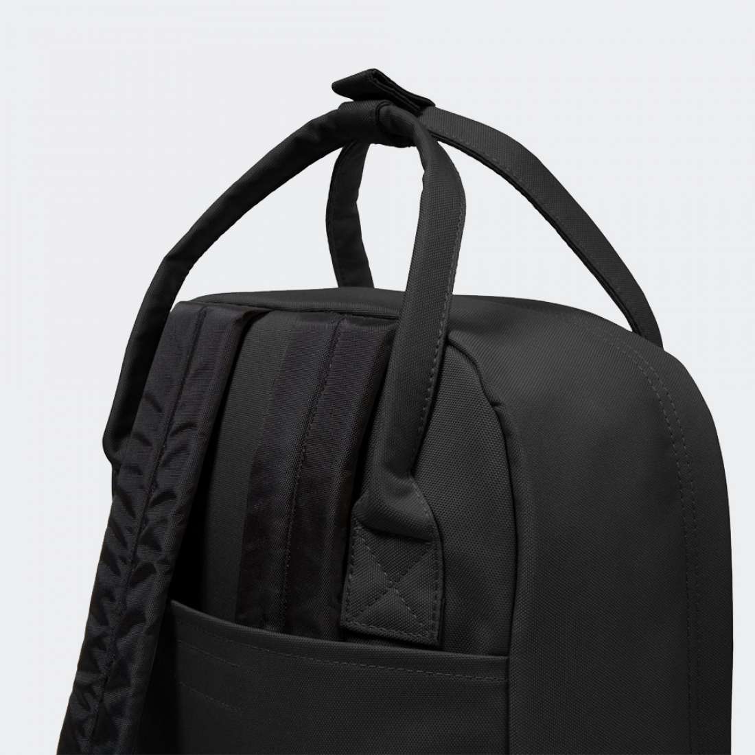 MOCHILA EASTPAK PADDED SHOPR BLACK