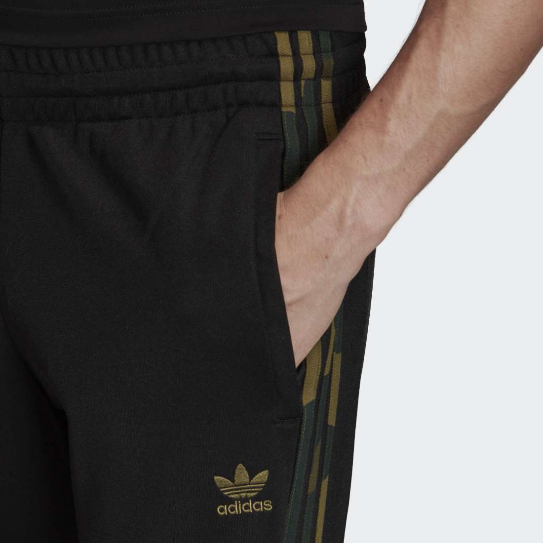 CALÇA ADIDAS CAMOUFLAGE BLACK/MULTICOLOR