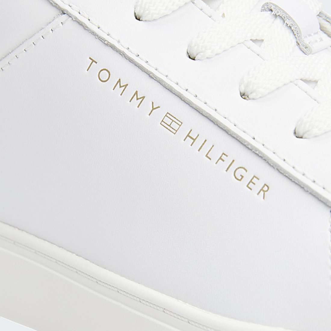 TOMMY HILFIGER ESSENTIAL COURT WHITE